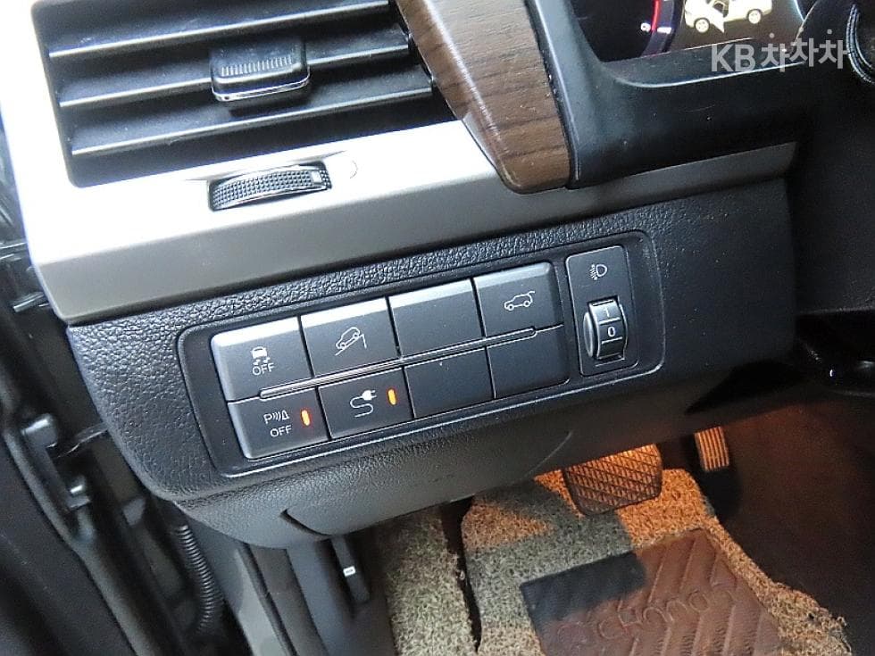 KG Mobility G4 Rexton2.2 4WD 유라시아 에디션 - 12
