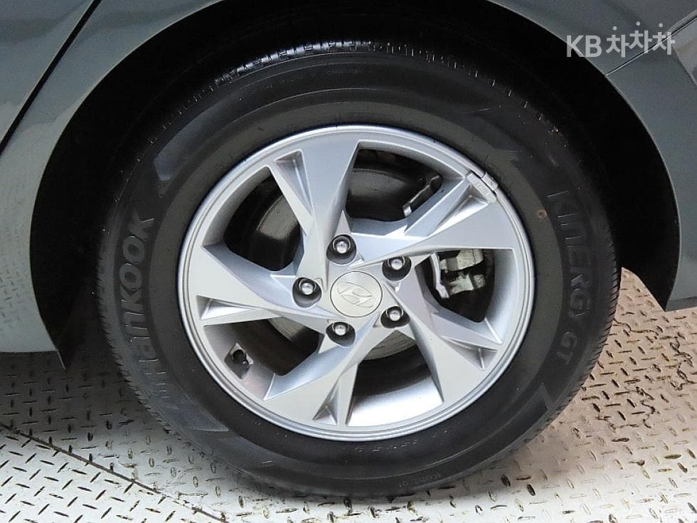 Hyundai All New Avante (Elantra)(CN7)1.6 Gasoline Modern - 20