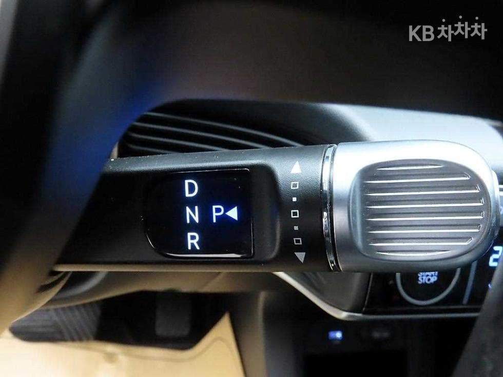 Хюндай IONIQ 5Long Range AWD Exclusive - 10