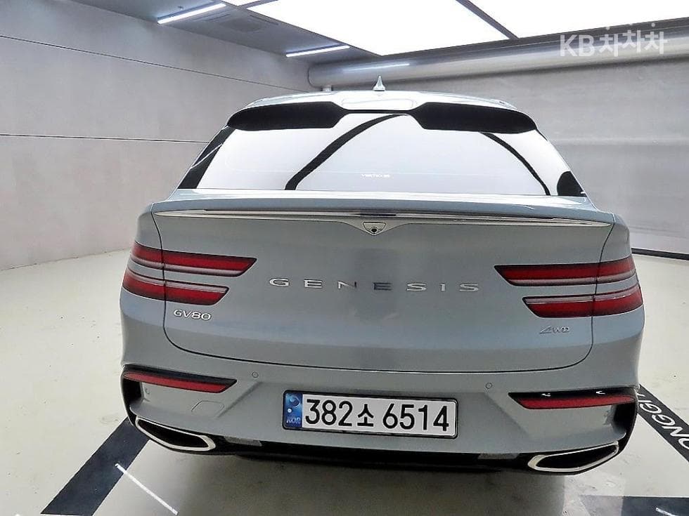 Дженезис GV80 COUPE2.5L бензин Турбо AWD Стандартен - 3