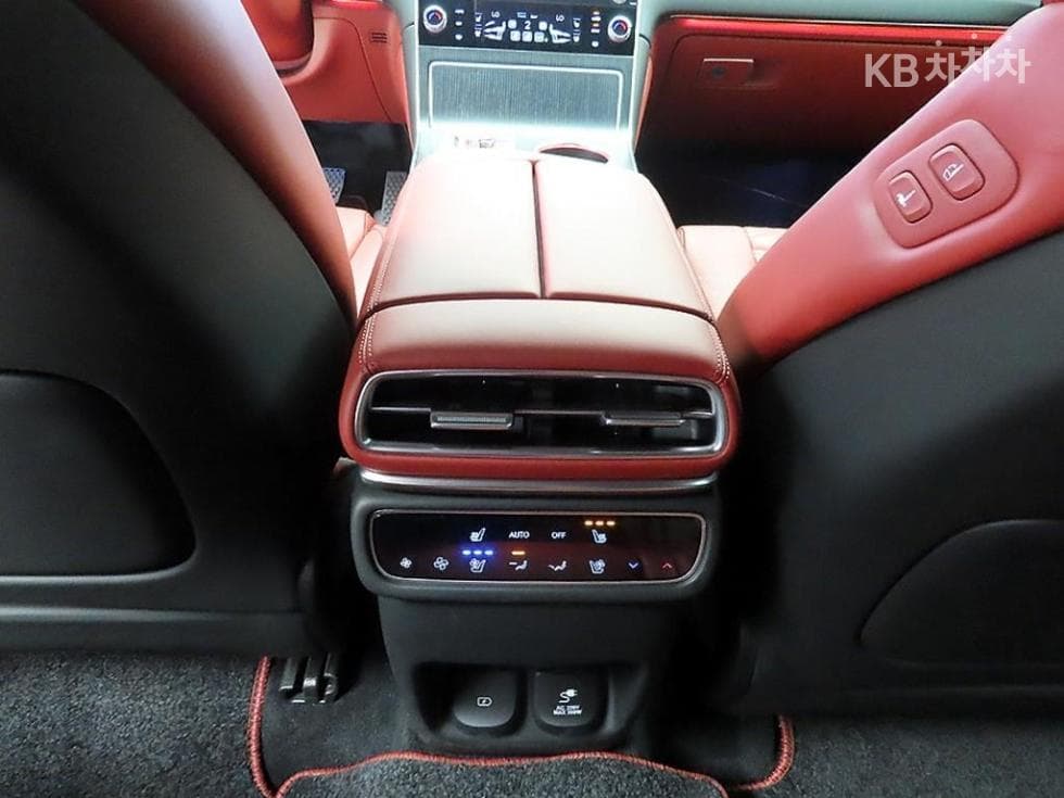 Дженезис GV80 COUPE2.5L бензин Турбо AWD Стандартен - 16