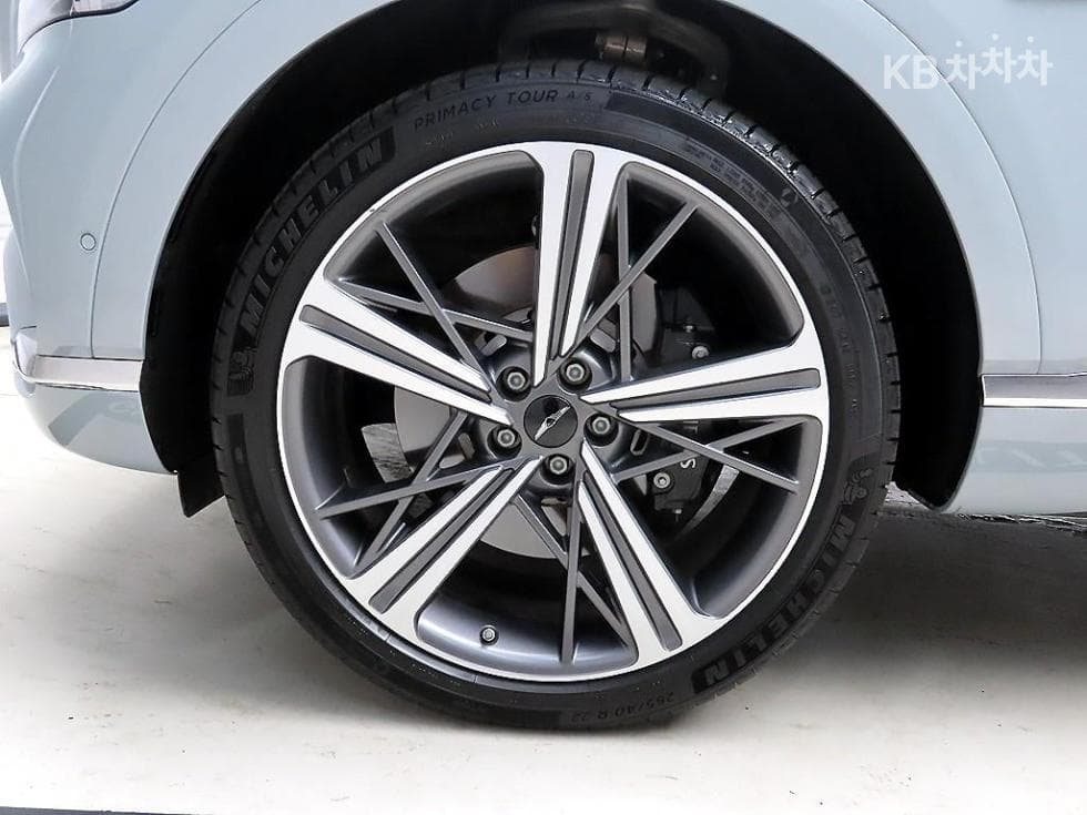 Дженезис GV80 COUPE2.5L бензин Турбо AWD Стандартен - 20