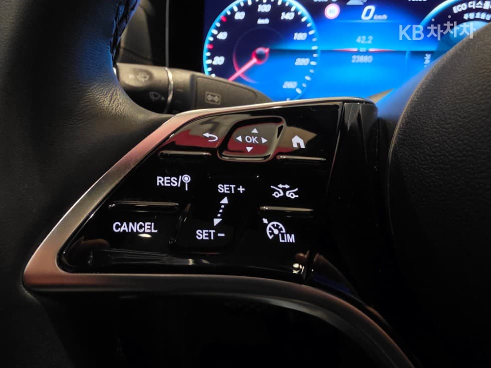 Mercedes-Benz E-Клас (W213)E250 Exclusive - 17