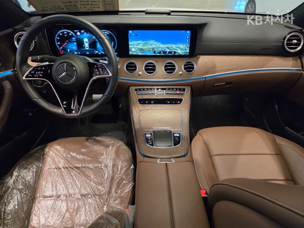 Mercedes-Benz E-Клас (W213)E250 Exclusive - 9