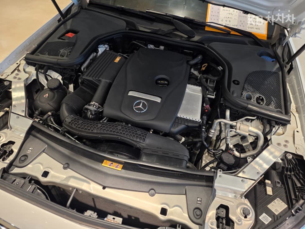 Mercedes-Benz E-Клас (W213)E250 Exclusive - 27