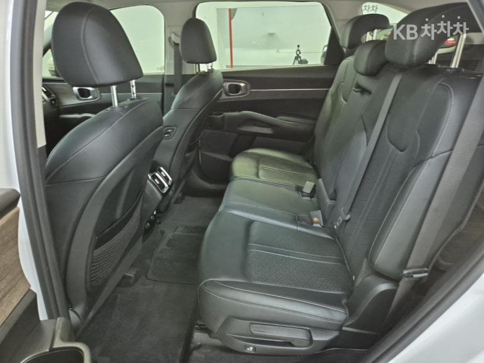 Киа Sorento 4-то поколение2.2 Дизел 4x4 Престиж - 12