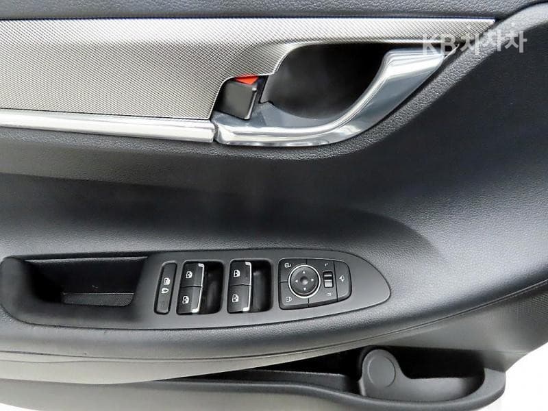 Хюндай The New (фейслифт) Grandeur (Azera)2.5 Premium - 11
