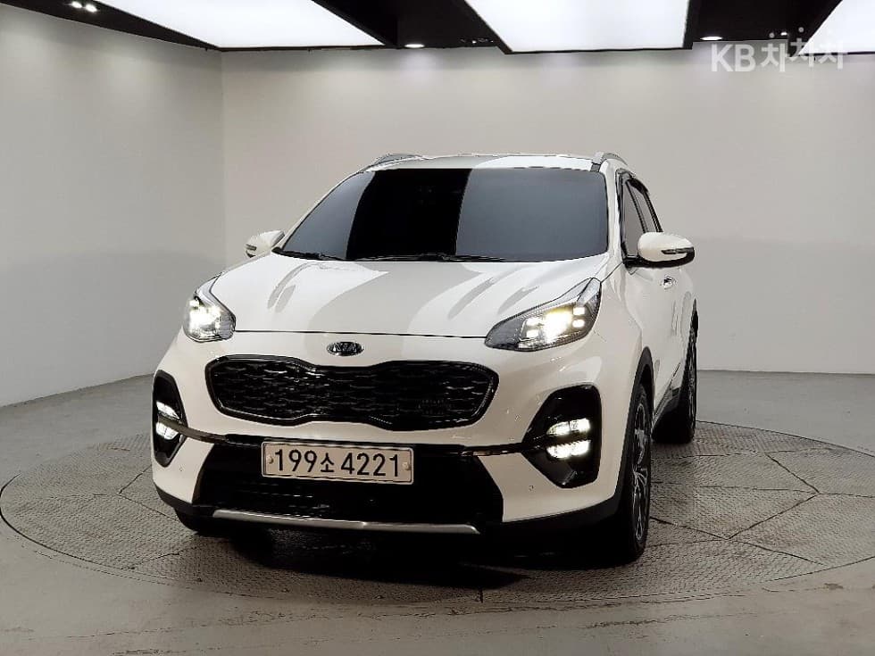 Kia Sportage 더 볼드 2.0 Diesel 4WD Seater텔리전트 - Image 1