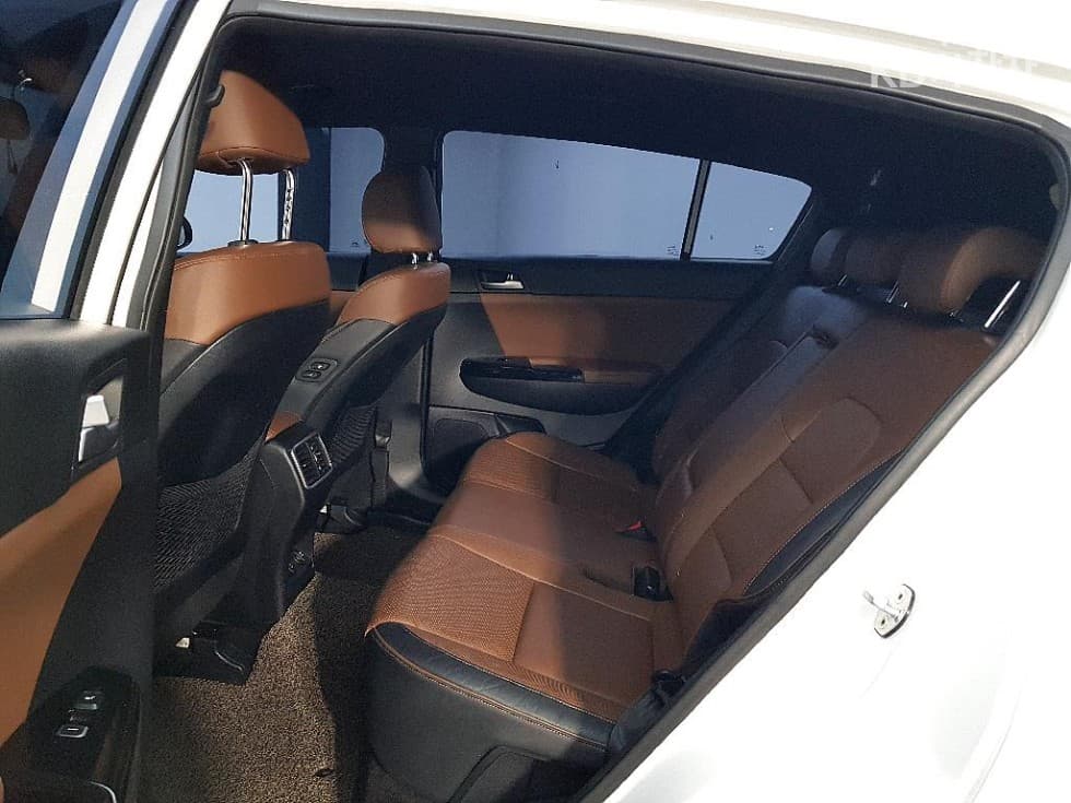 Kia Sportage 더 볼드2.0 Diesel 4WD Seater텔리전트 - 8