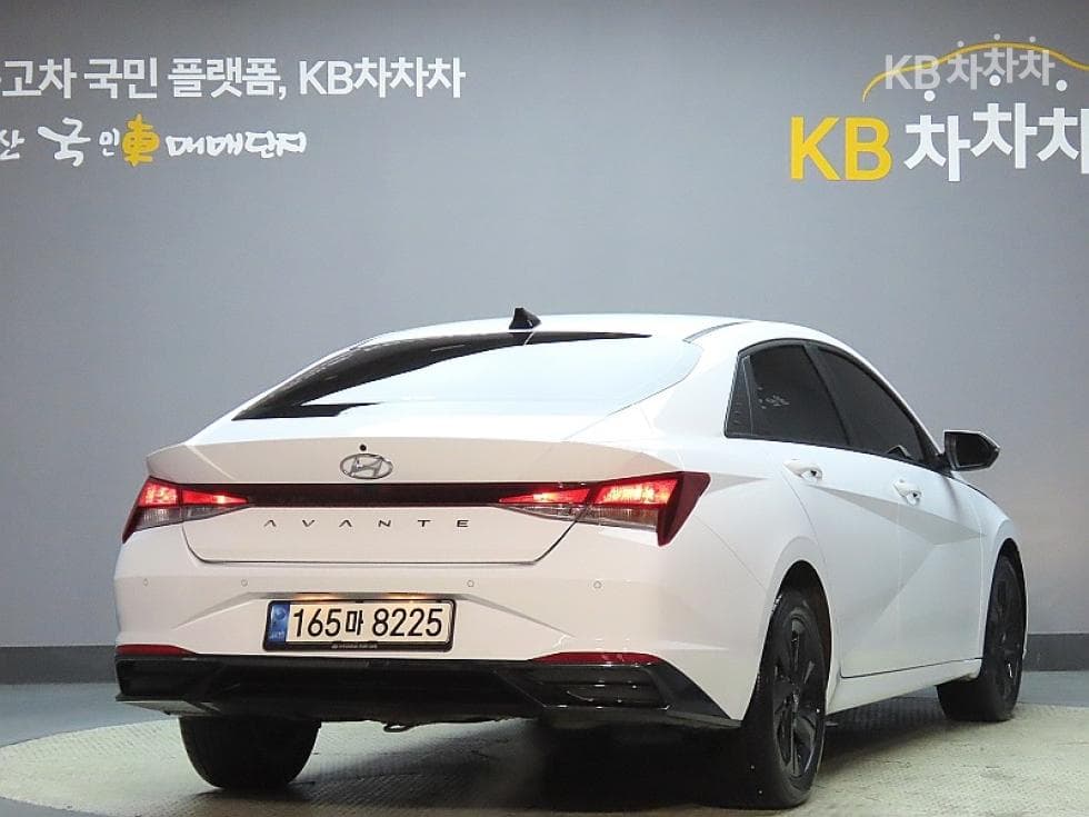 Hyundai All New Avante (Elantra)(CN7)1.6 Gasoline Modern - 2