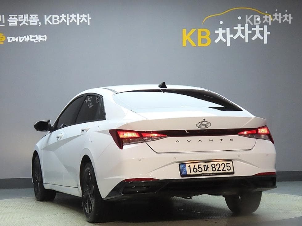 Hyundai All New Avante (Elantra)(CN7)1.6 Gasoline Modern - 4
