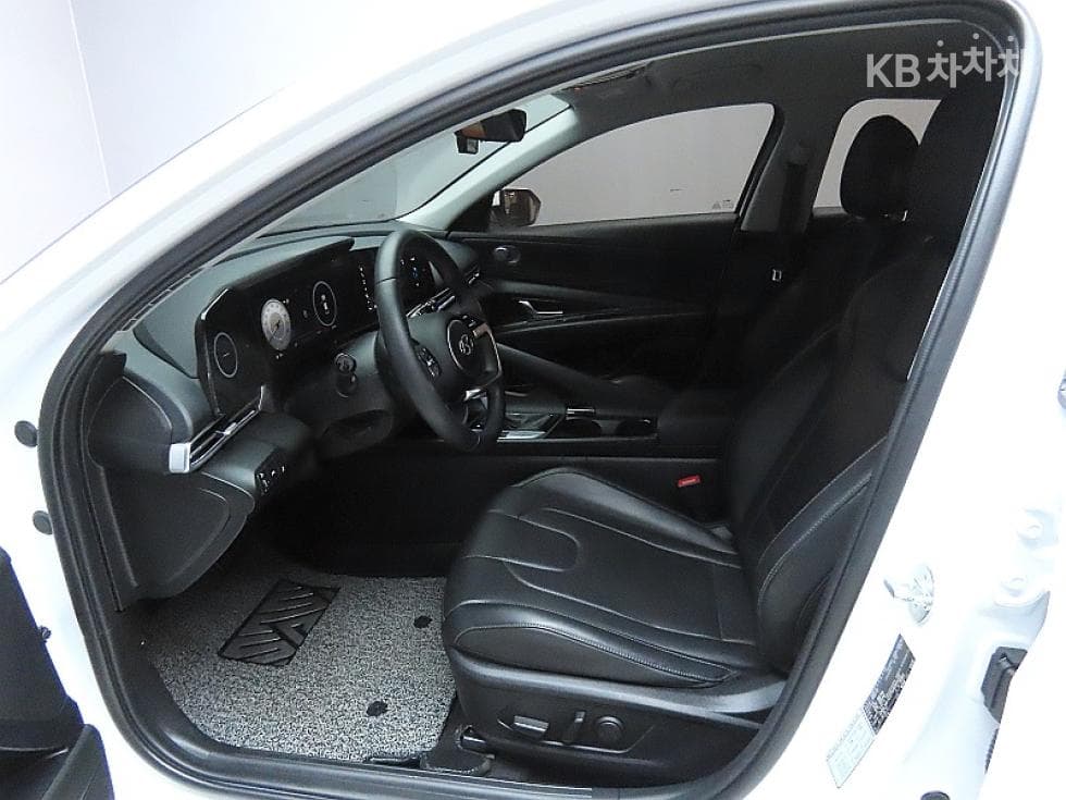 Hyundai All New Avante (Elantra)(CN7)1.6 Gasoline Modern - 10