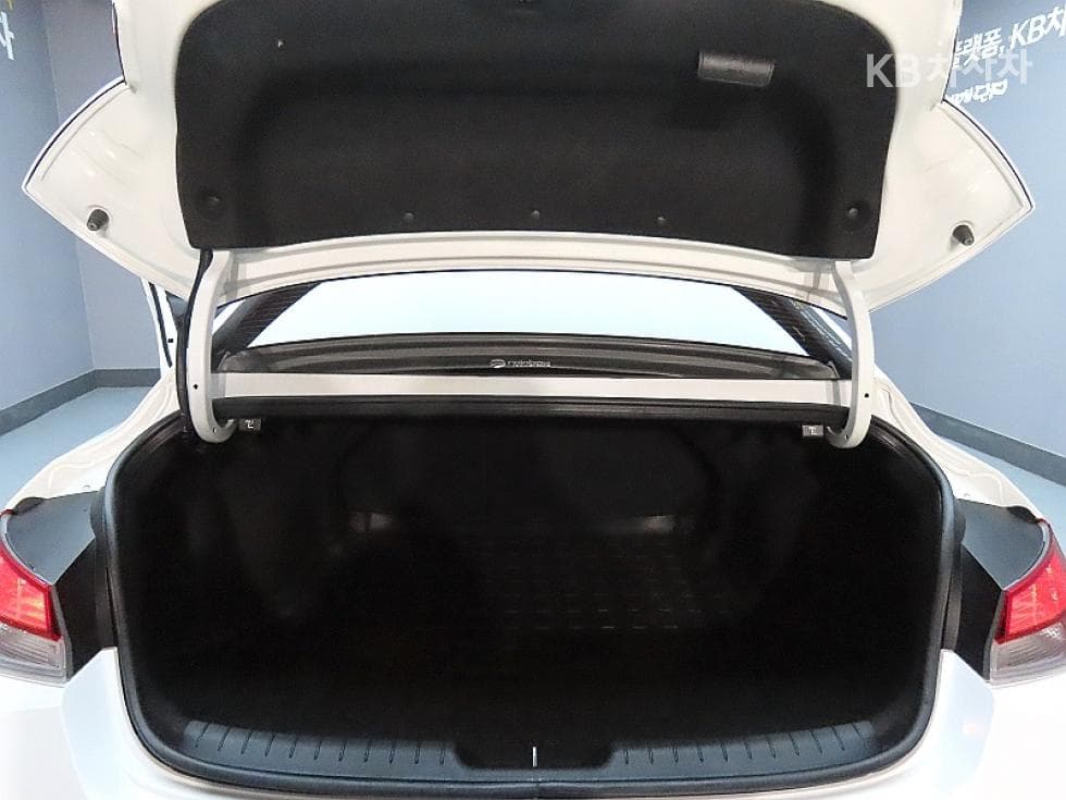 Hyundai All New Avante (Elantra)(CN7)1.6 Gasoline Modern - 19