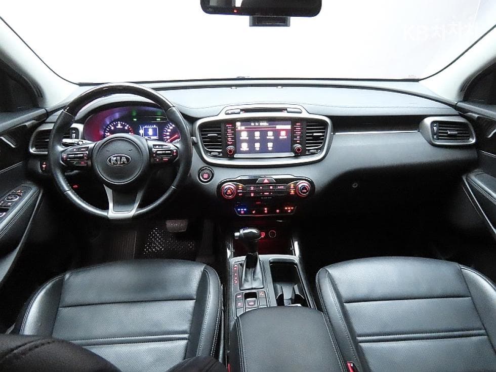 Kia The New (facelift) Sorento2.0 Diesel 2WD Noblesse - 6