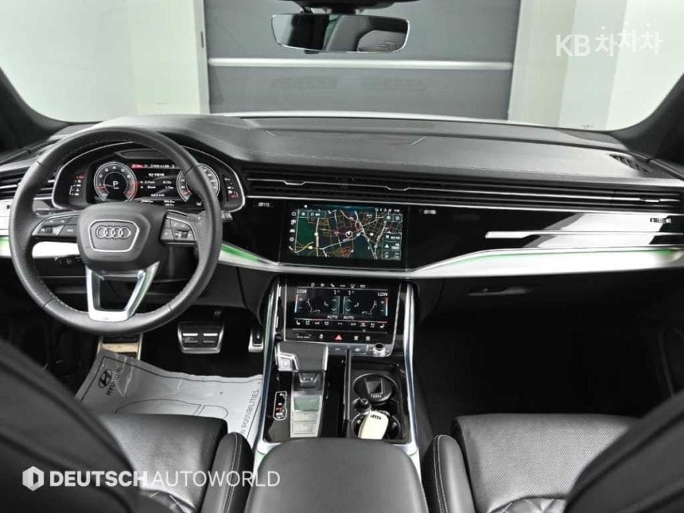 Audi Q83.0 55 TFSI Quattro Premium - 7