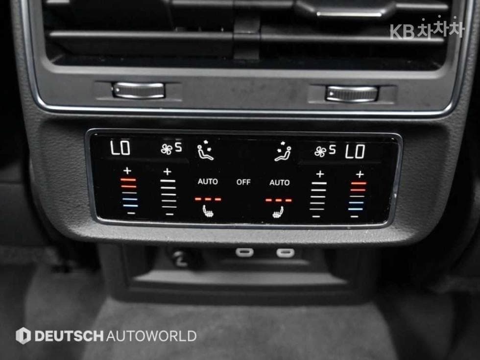 Audi Q83.0 55 TFSI Quattro Premium - 16