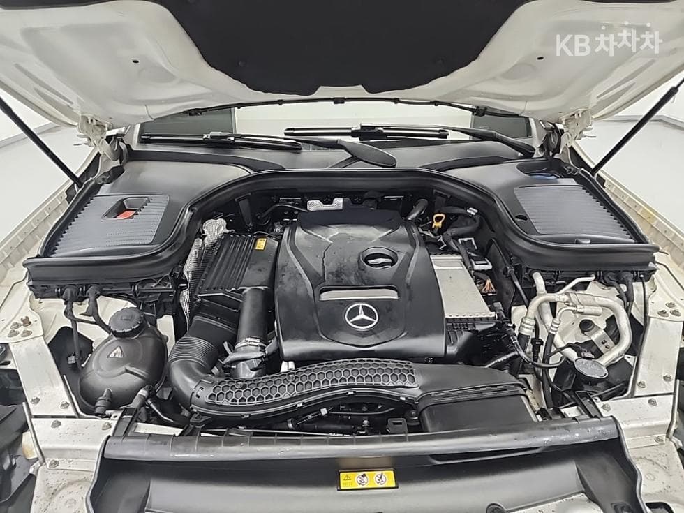 Mercedes-Benz GLC(X253)300 4Matic Coupe Стандартен - 5