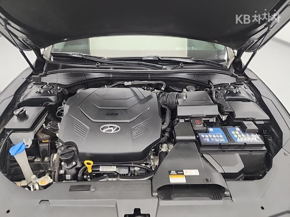 Hyundai The New (facelift) Grandeur (Azera)3.3 Calligraphy - 5