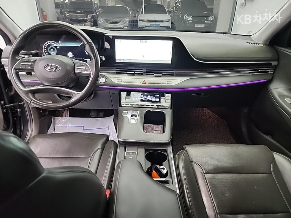 Hyundai The New (facelift) Grandeur (Azera)3.3 Calligraphy - 7