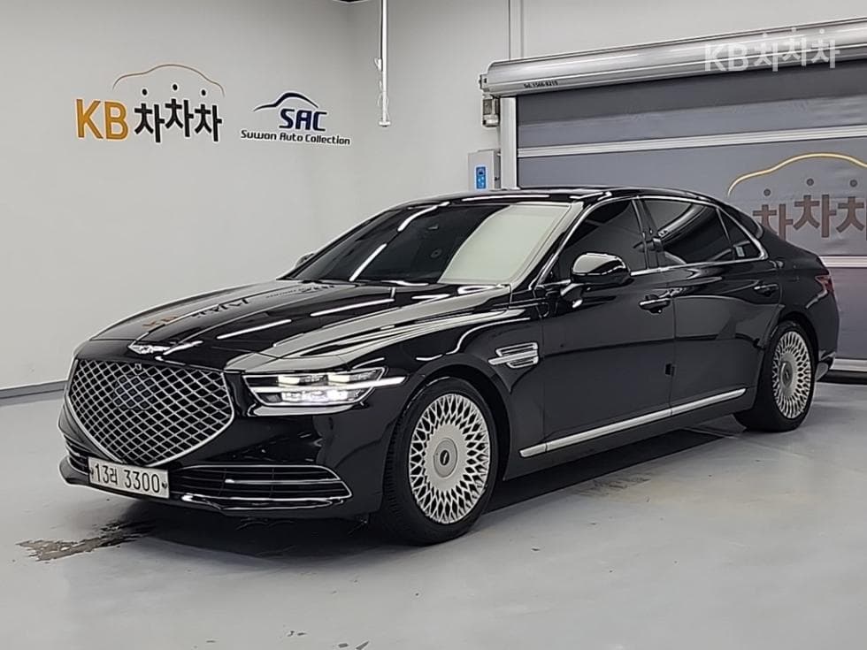 Genesis G90 3.3T GDi AWD Premium Luxury - Image 1