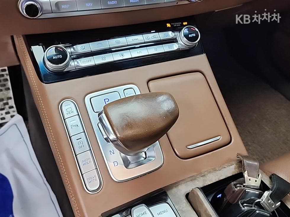 Дженезис G903.3T GDi AWD Премиум Люкс - 8