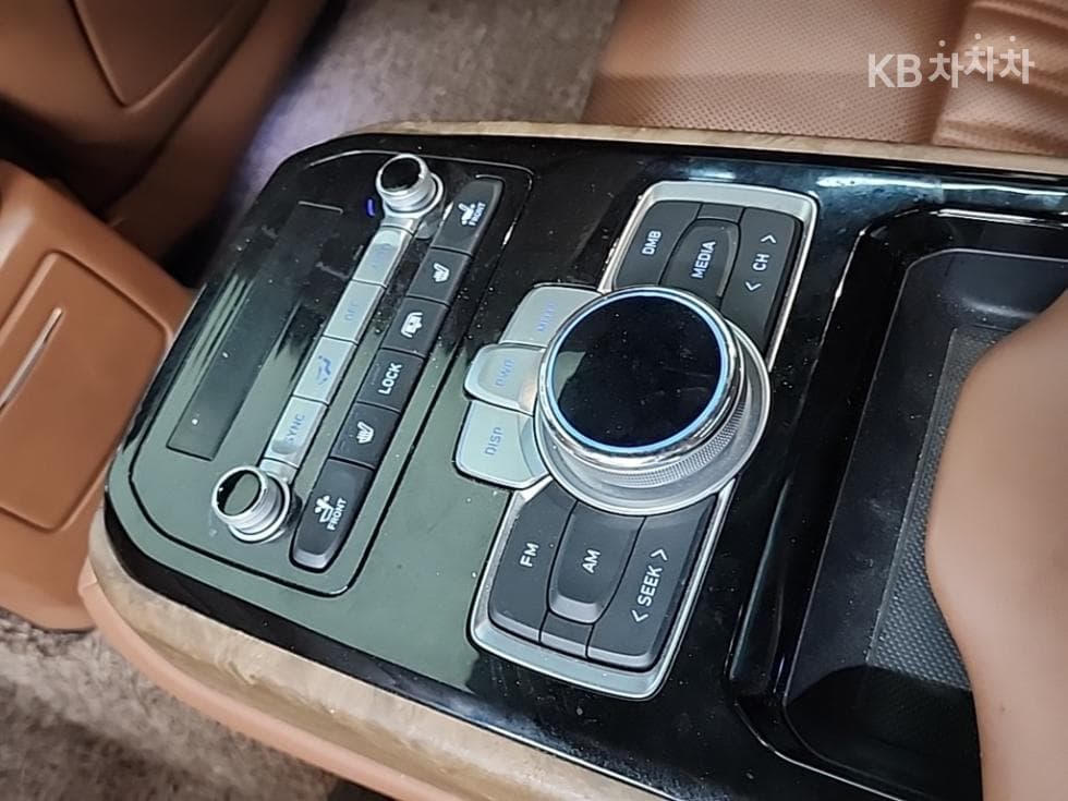 Дженезис G903.3T GDi AWD Премиум Люкс - 14