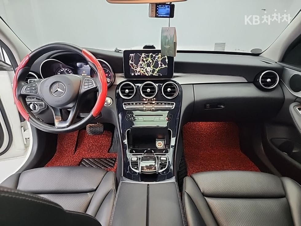 Mercedes-Benz The New (фейслифт) C-КласC220d Avantgarde W205 - 7