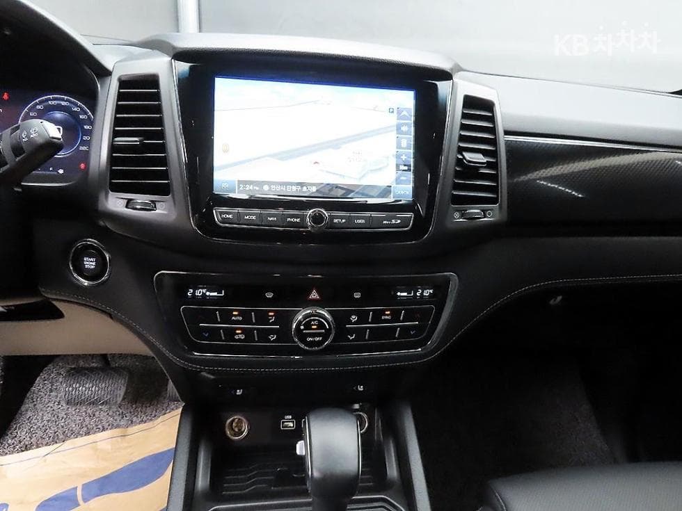КейДжи Мобилити The New (фейслифт) Rexton 스포츠2.2 4x4 Престиж - 13