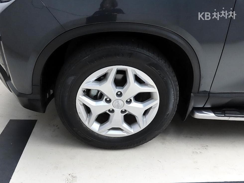 КейДжи Мобилити The New (фейслифт) Rexton 스포츠2.2 4x4 Престиж - 20