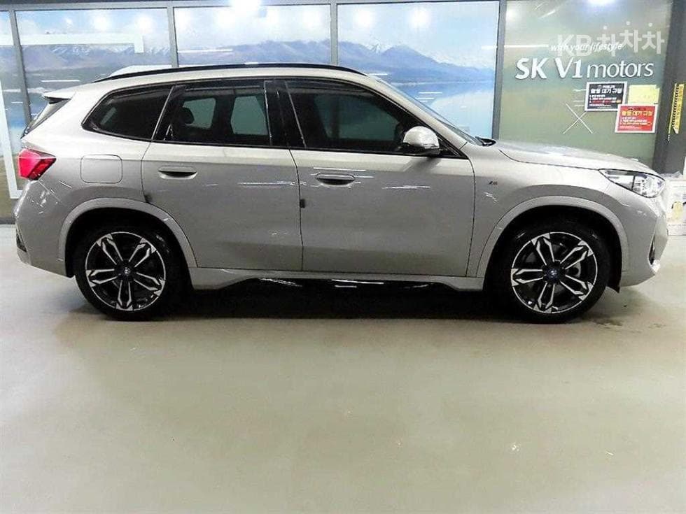 BMW iX1(U11)xDrive 30 M Sport - 3