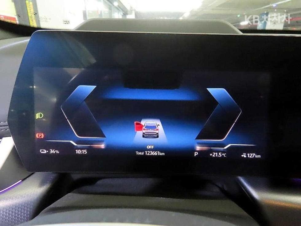 BMW iX1(U11)xDrive 30 M Sport - 9