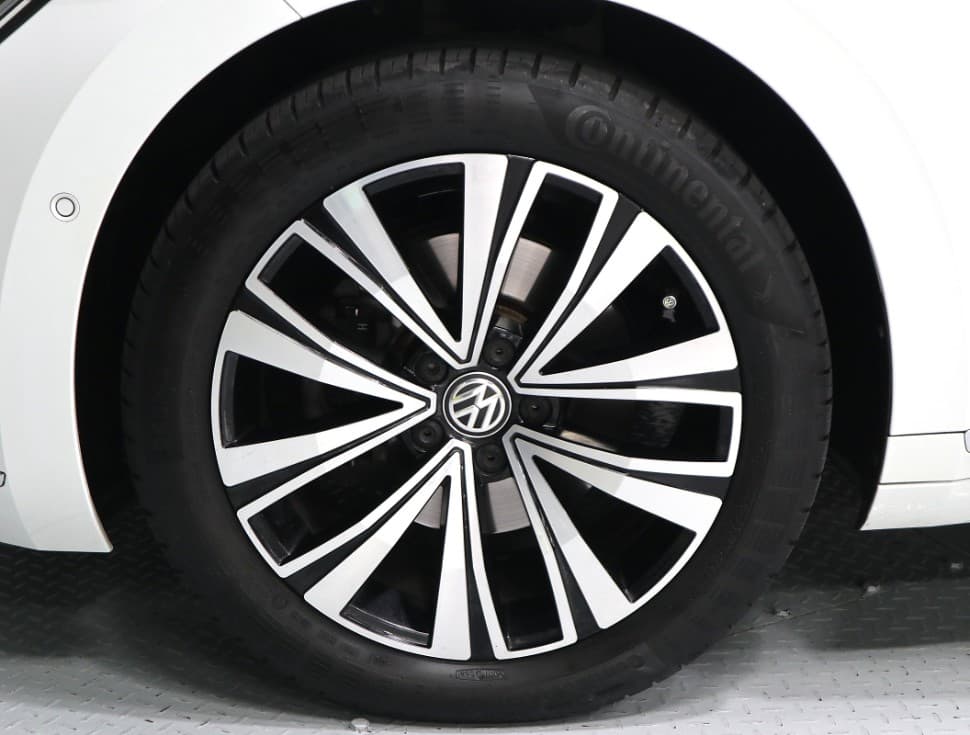 Volkswagen Arteon2.0 Турбо Дизел Инжекция Elegance Premium - 19
