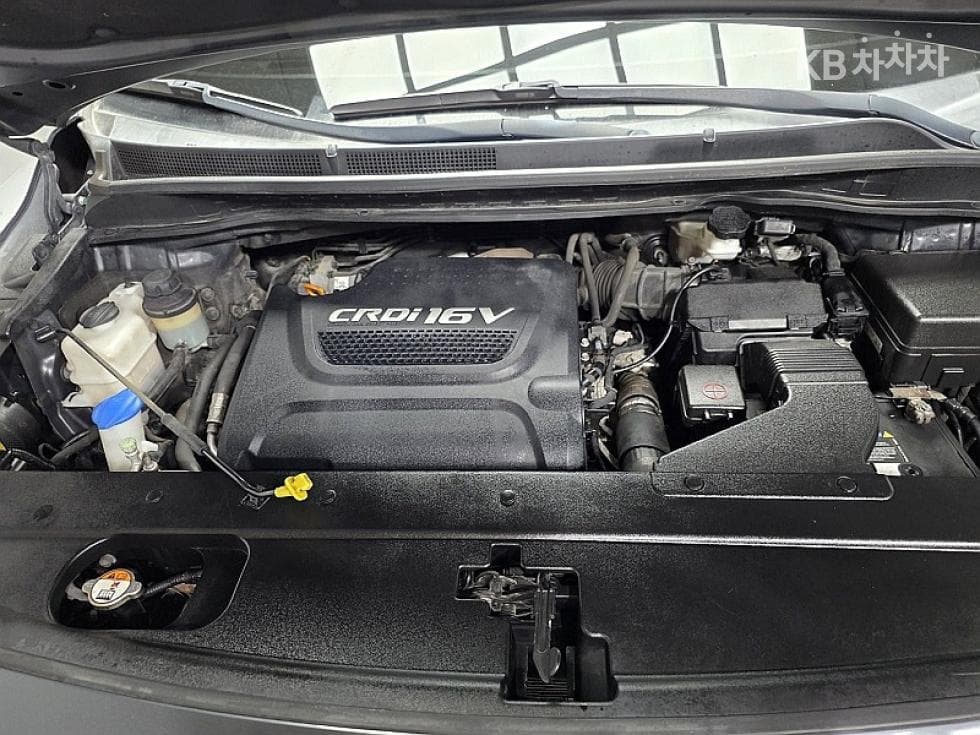 Kia All New Carnival9-seater 2.2 Diesel Prestige - 16