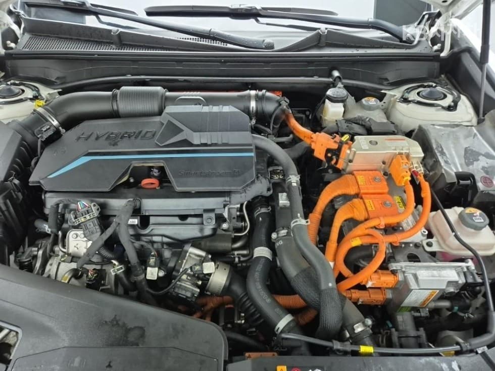 Hyundai The All New Grandeur (Azera) Hybrid1.6 Turbo Gasoline Exclusive - 17