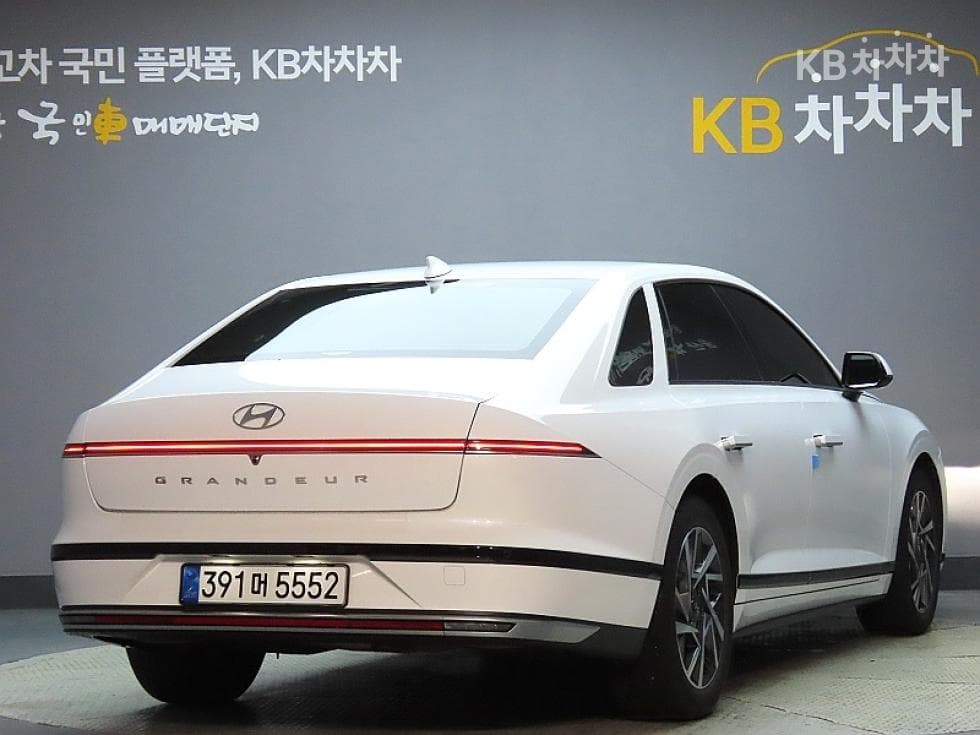 Hyundai The All New Grandeur (Azera)3.5 LPG 일반 Premium - 2