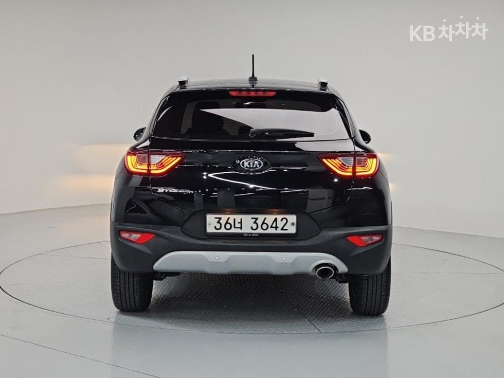Киа StonicДизел 1.6 VGT Престиж - 3