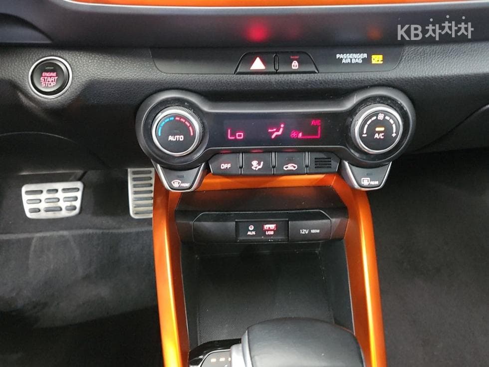 Киа StonicДизел 1.6 VGT Престиж - 10