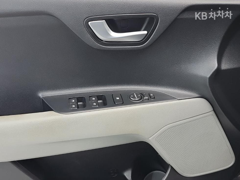 Киа StonicДизел 1.6 VGT Престиж - 15