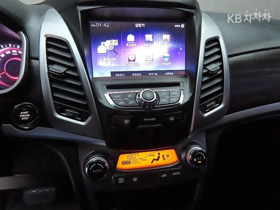 KG Mobility New코란도 C2.2 RX AWD Highest-end Type - 17