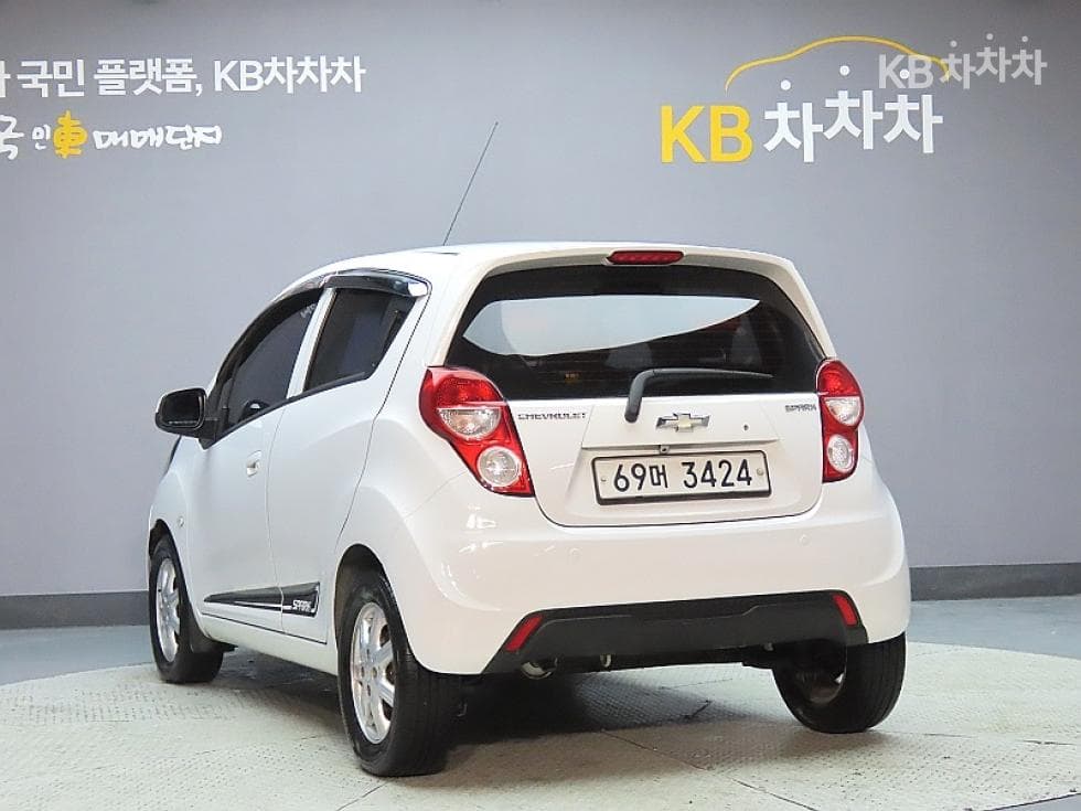 GM Korea Chevrolet SparkLS Standard - 4