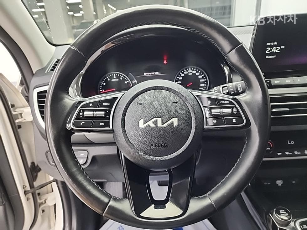 Kia Seltos1.6 Gasoline Turbo 2WD Trendy - 9