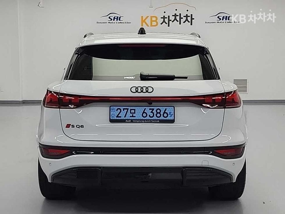 Audi SQ6 e-tron(GF)Quattro Standard - 3