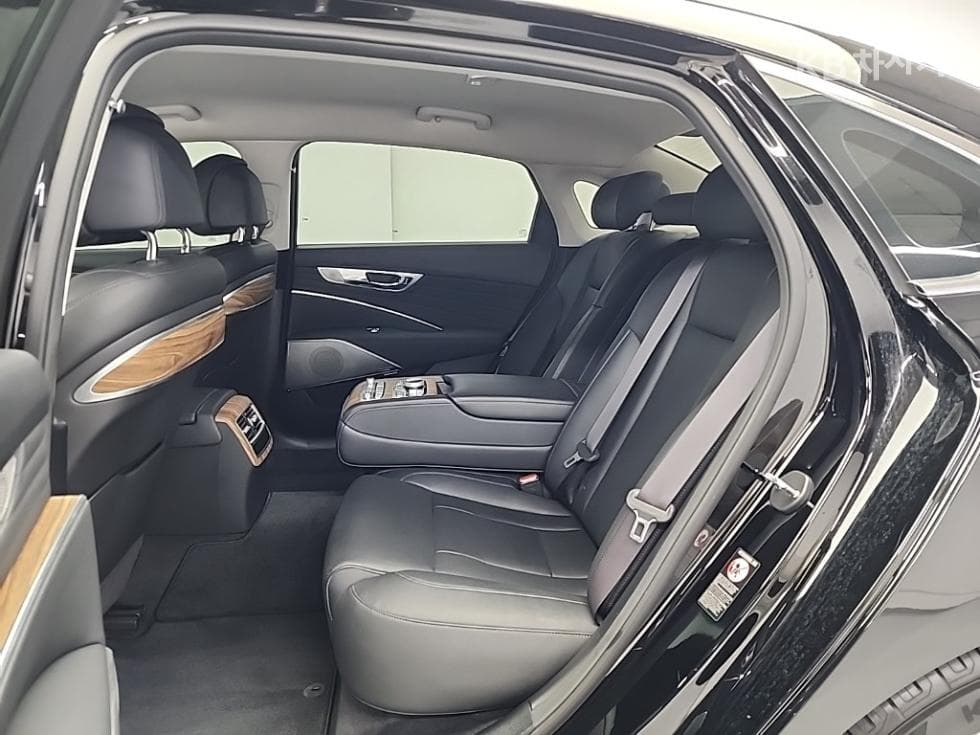 Kia The New (facelift) K9(Second generation)3.8 GDI 플래티넘 - 12
