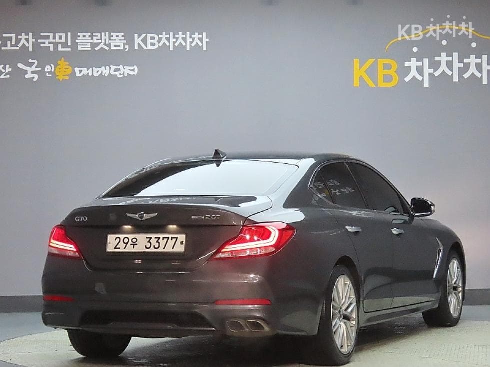 Genesis G702.0T AWD Elite - 2