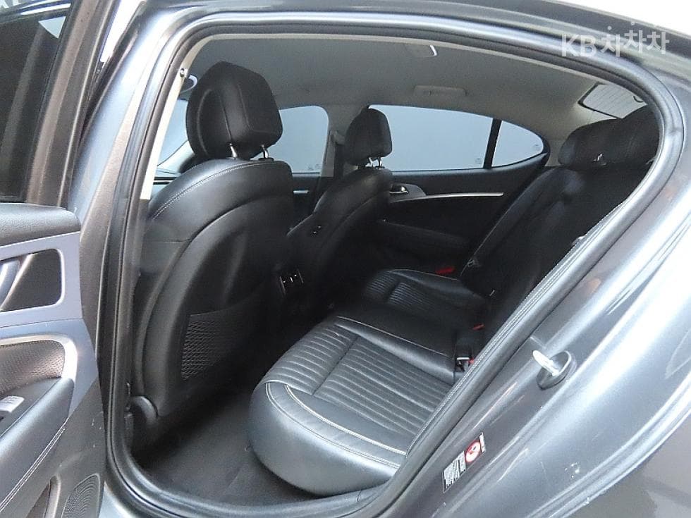 Genesis G702.0T AWD Elite - 11