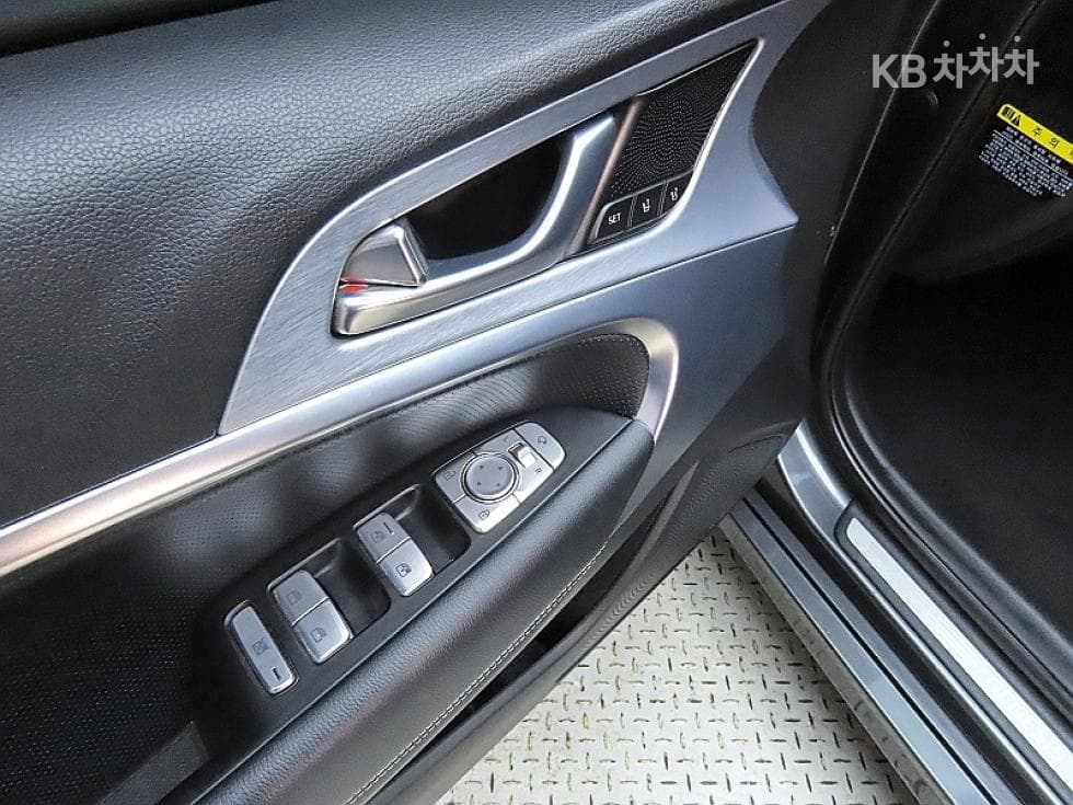 Genesis G702.0T AWD Elite - 13