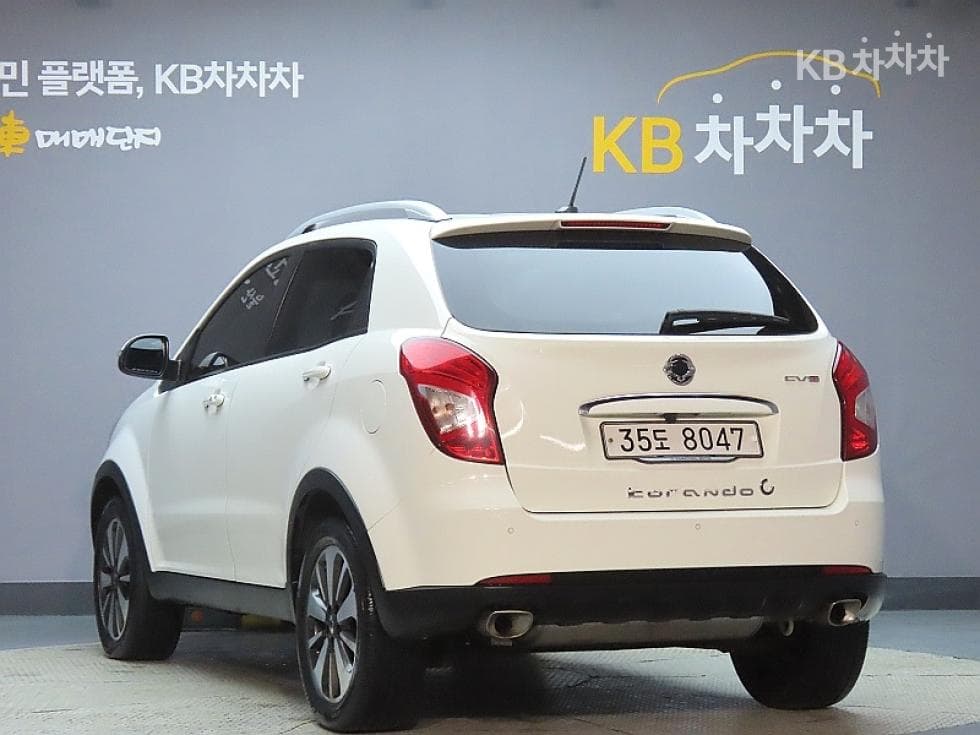 KG Mobility New코란도 C2.0 CVT 2WD High-end Type - 4