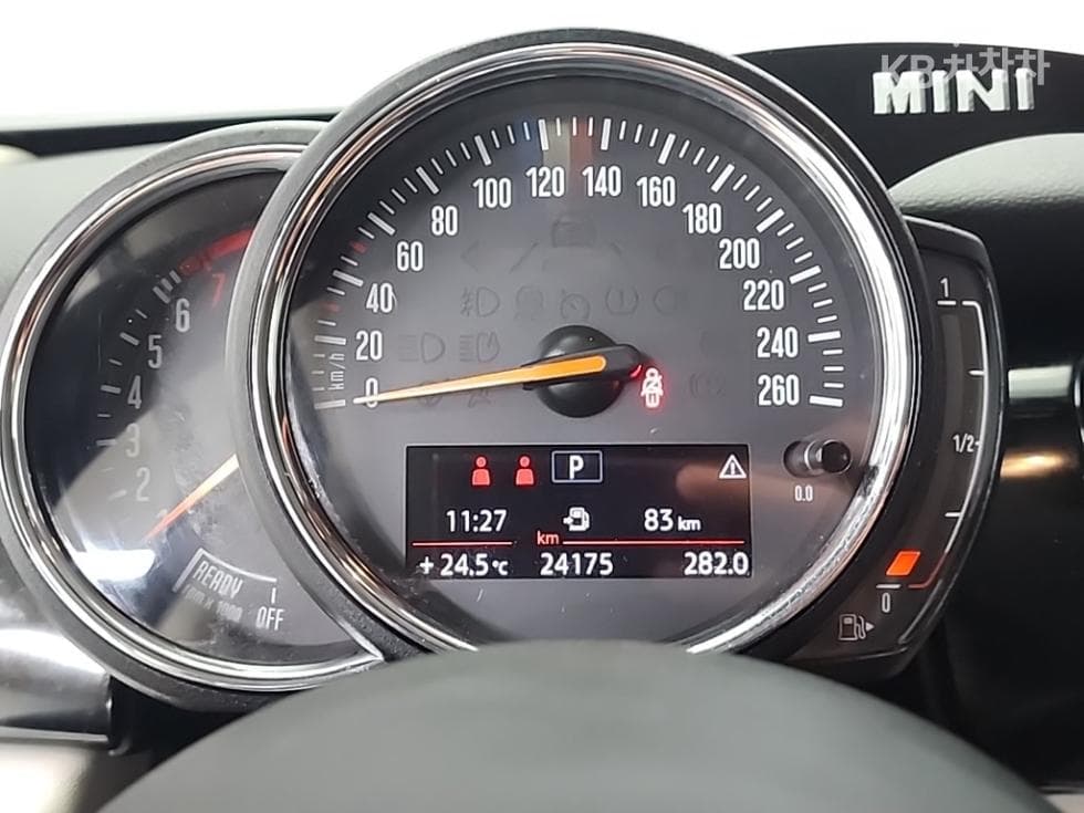 Mini Cooper 3도어1.5 Gen Z Edition - 6