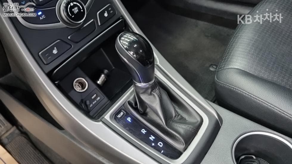 Hyundai The New (facelift) Avante (Elantra)1.6 VGT Smart Standard - 14