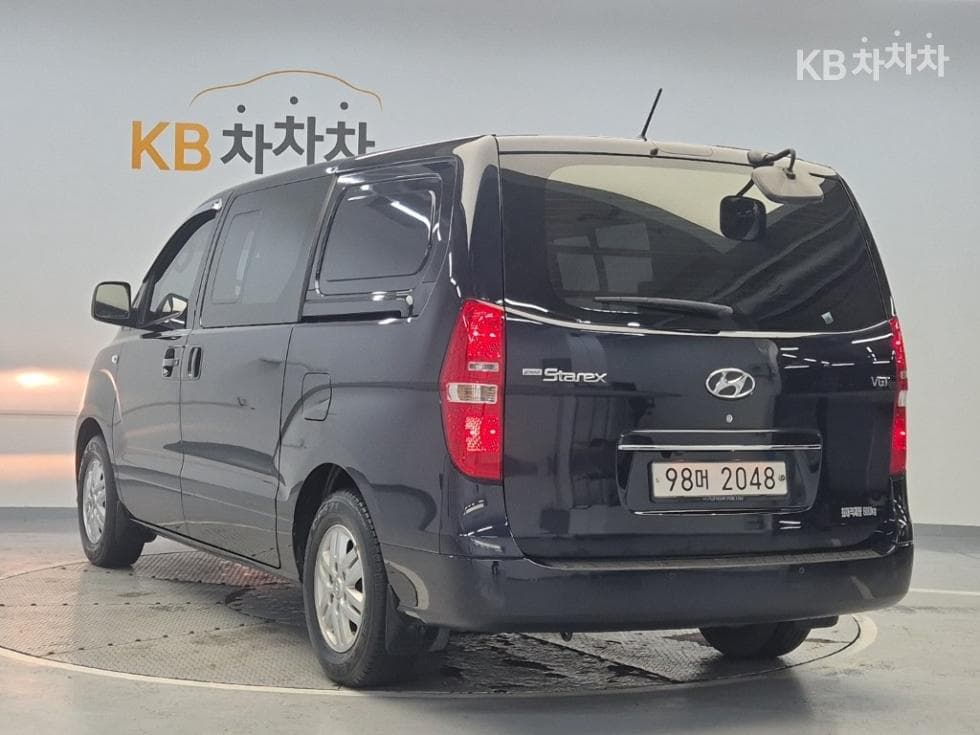Hyundai The New (facelift) 그랜드 Star렉스Van 5-seater Modern - 2